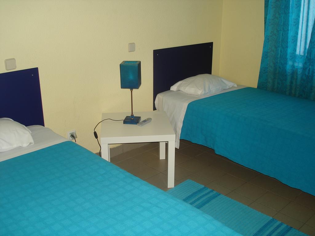 HI Lagos - Pousada de Juventude Habitación foto